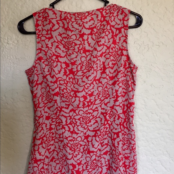 Banana Republic Red and Grey Floral Tank - Picture 5 of 6